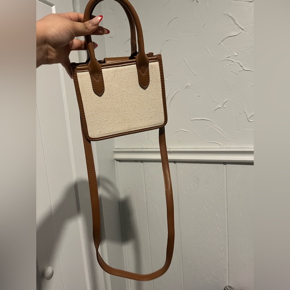 Handbag - Picture 4 of 5